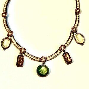 NWT SWEET ROMANCE USA Intaglio Cameo Necklace 20"